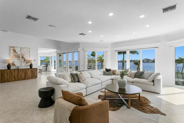 $2,650,000 | 1315 Jumana Loop, Apollo Beach, FL 33572