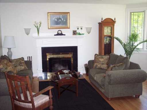 23 Great Road Barrington, RI 02806 - Photo 3 of 8 Other.