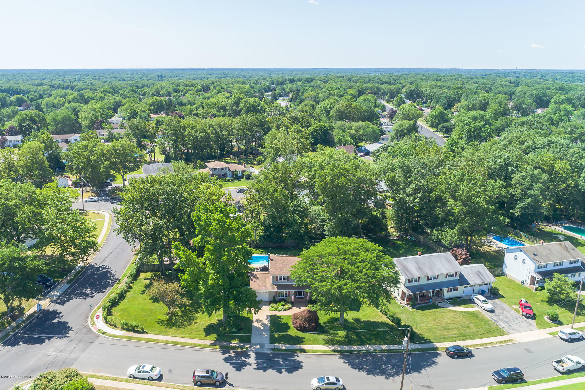 2 Windsor Road Howell, NJ 07731 - Photo 2 of 41 DJI_0158-1314628