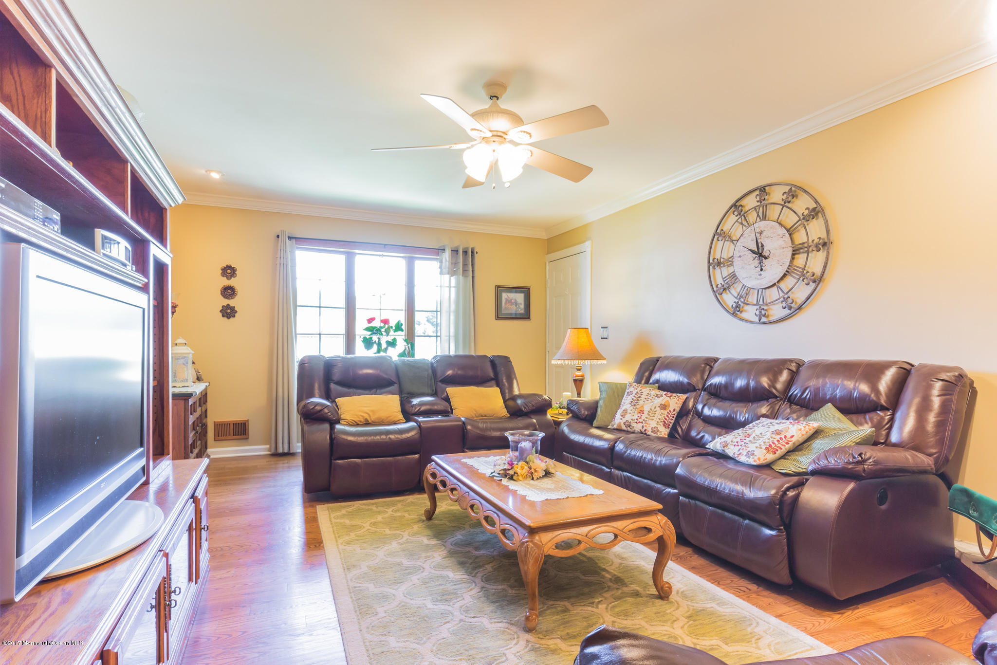 2 Windsor Road Howell, NJ 07731 - Photo 22 of 41 IMG_1215-1314708