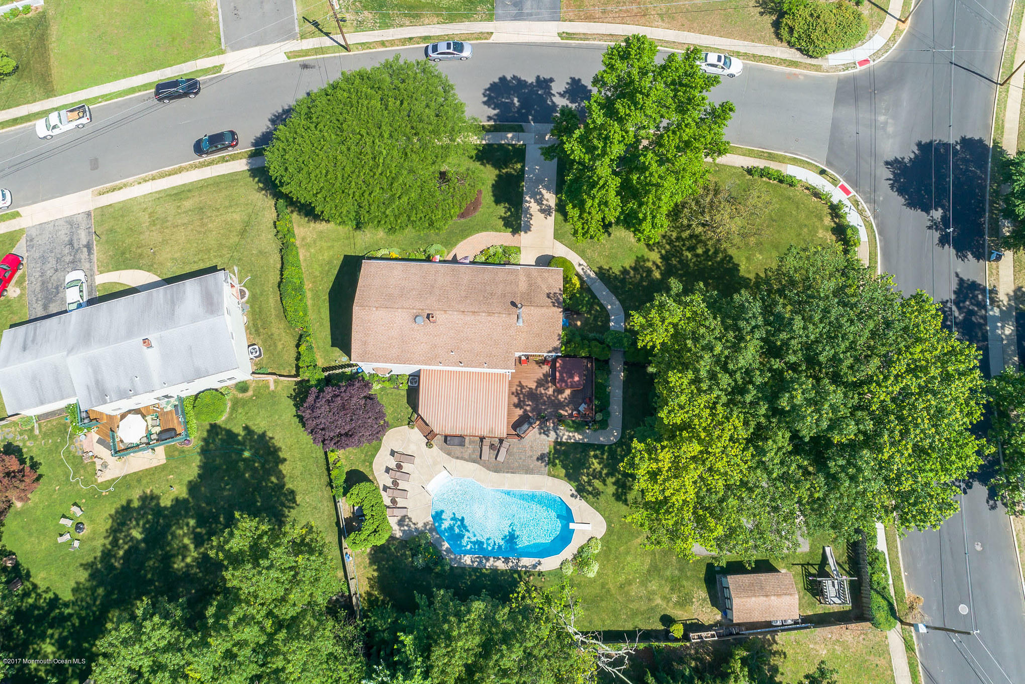 2 Windsor Road Howell, NJ 07731 - Photo 6 of 41 DJI_0180-1314647