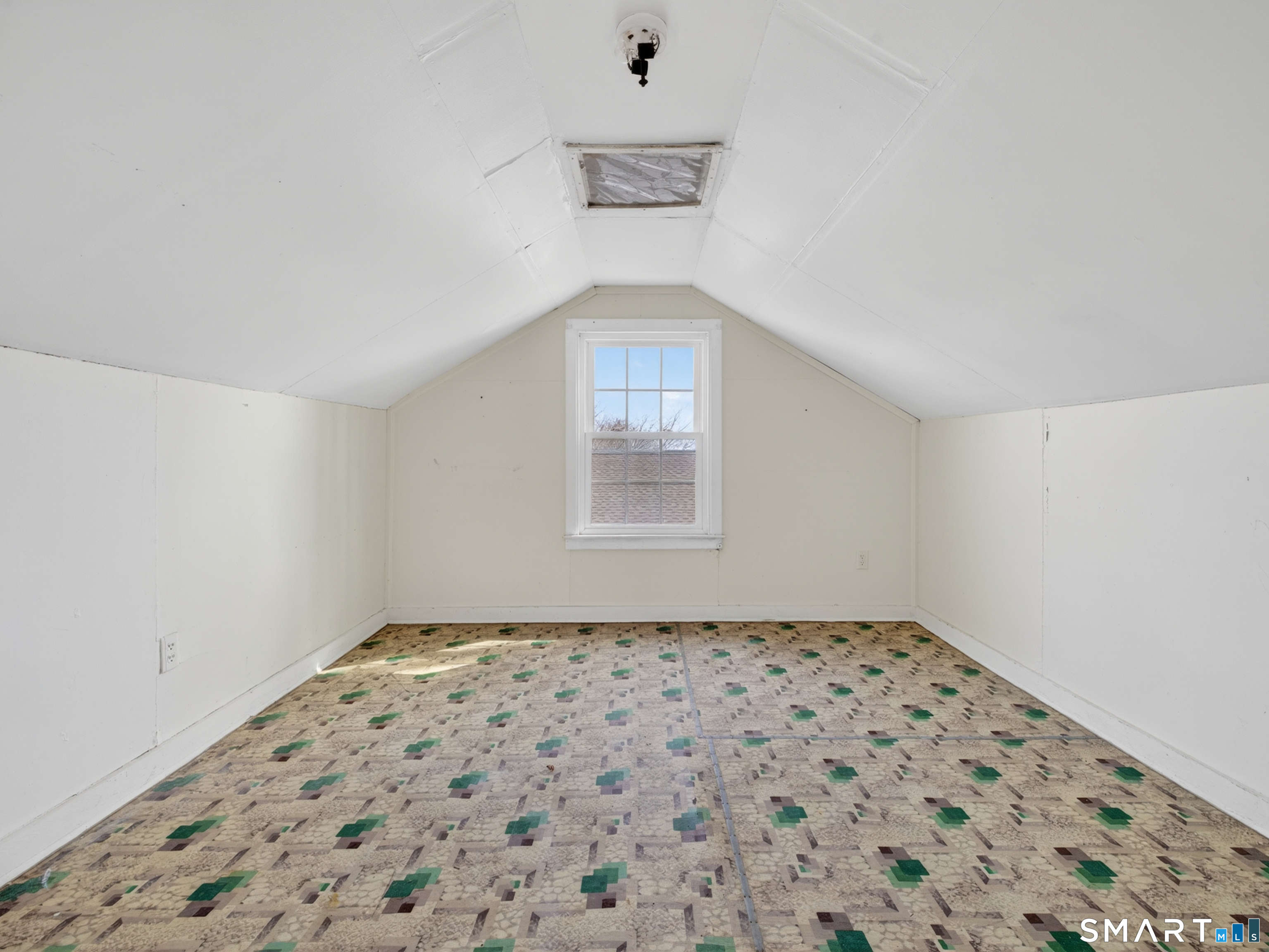 10 Old Colony Road Old Lyme, CT 06371 - Photo 35 of 41 3rd Floor Bonus Room