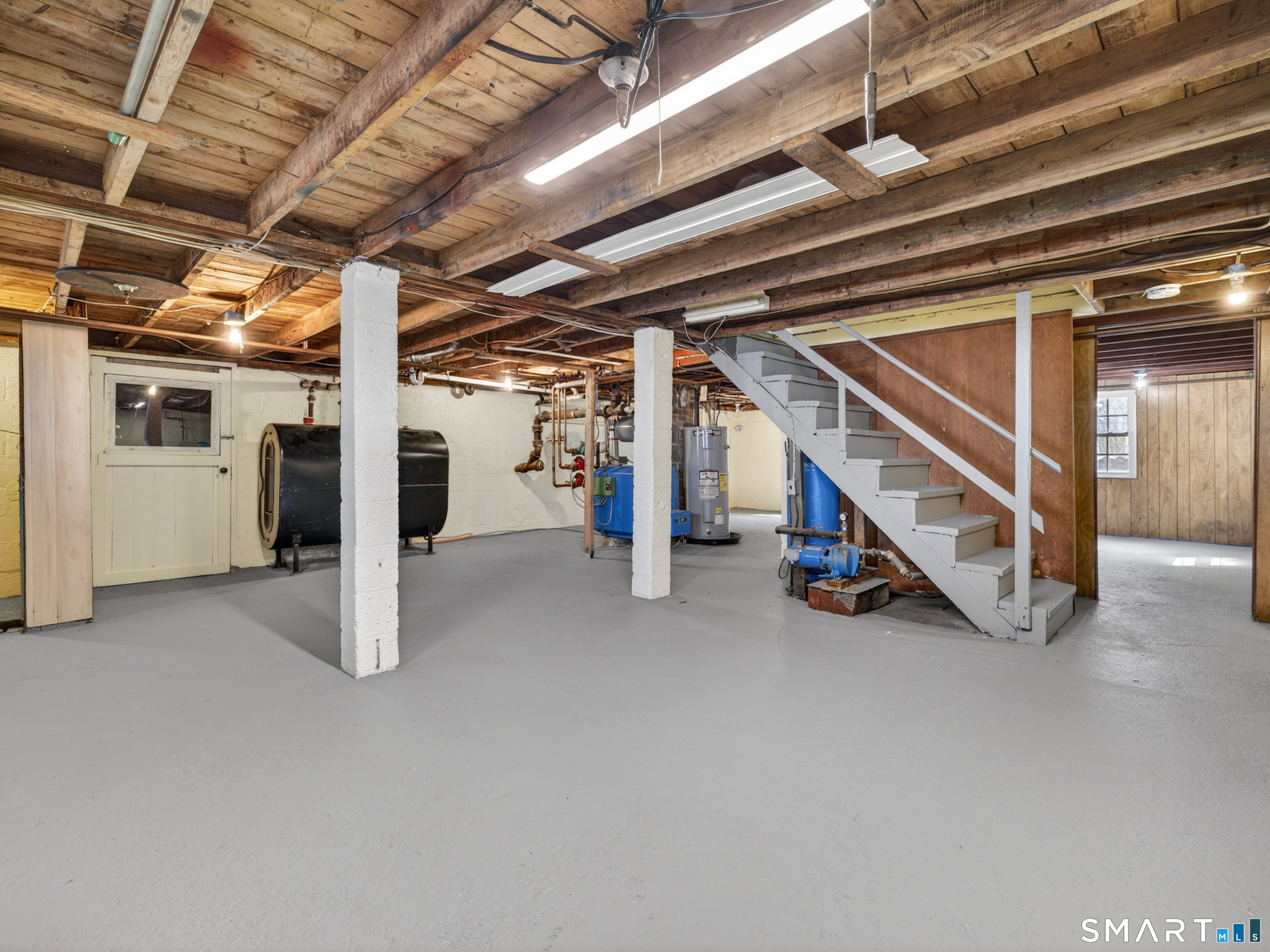 10 Old Colony Road Old Lyme, CT 06371 - Photo 39 of 41 Large clean basement