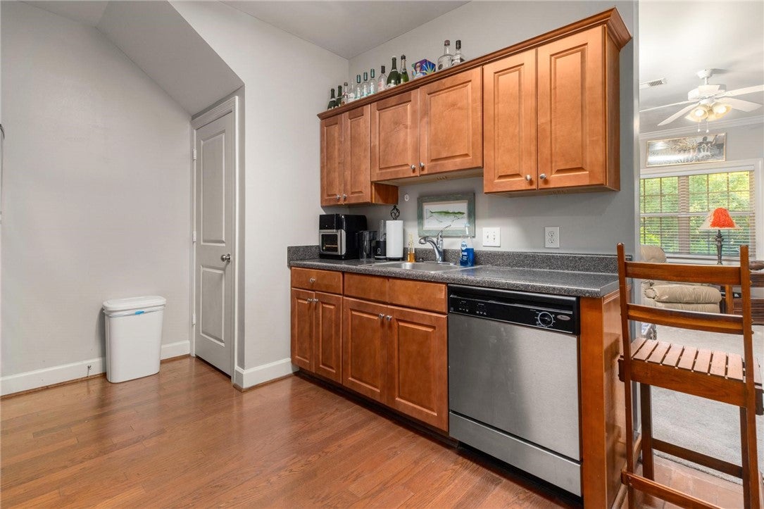1957 Wire Road, Unit 14 Auburn, AL 36832 - Photo 4 of 18 Gallery Image 4