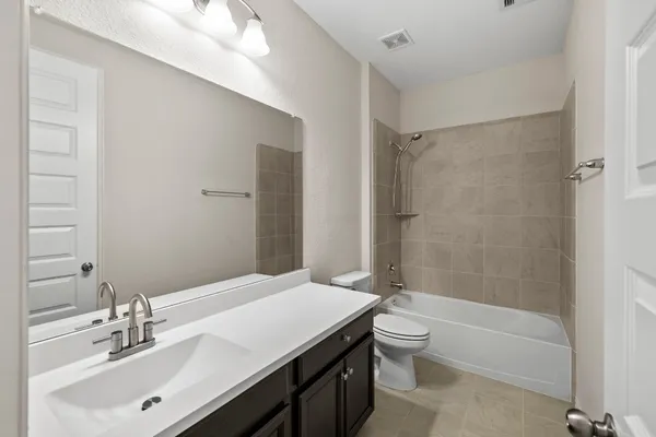 $2,400 | 335 Honey Mesquite Path, Conroe, TX 77318