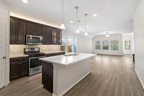 $2,400 | 335 Honey Mesquite Path, Conroe, TX 77318