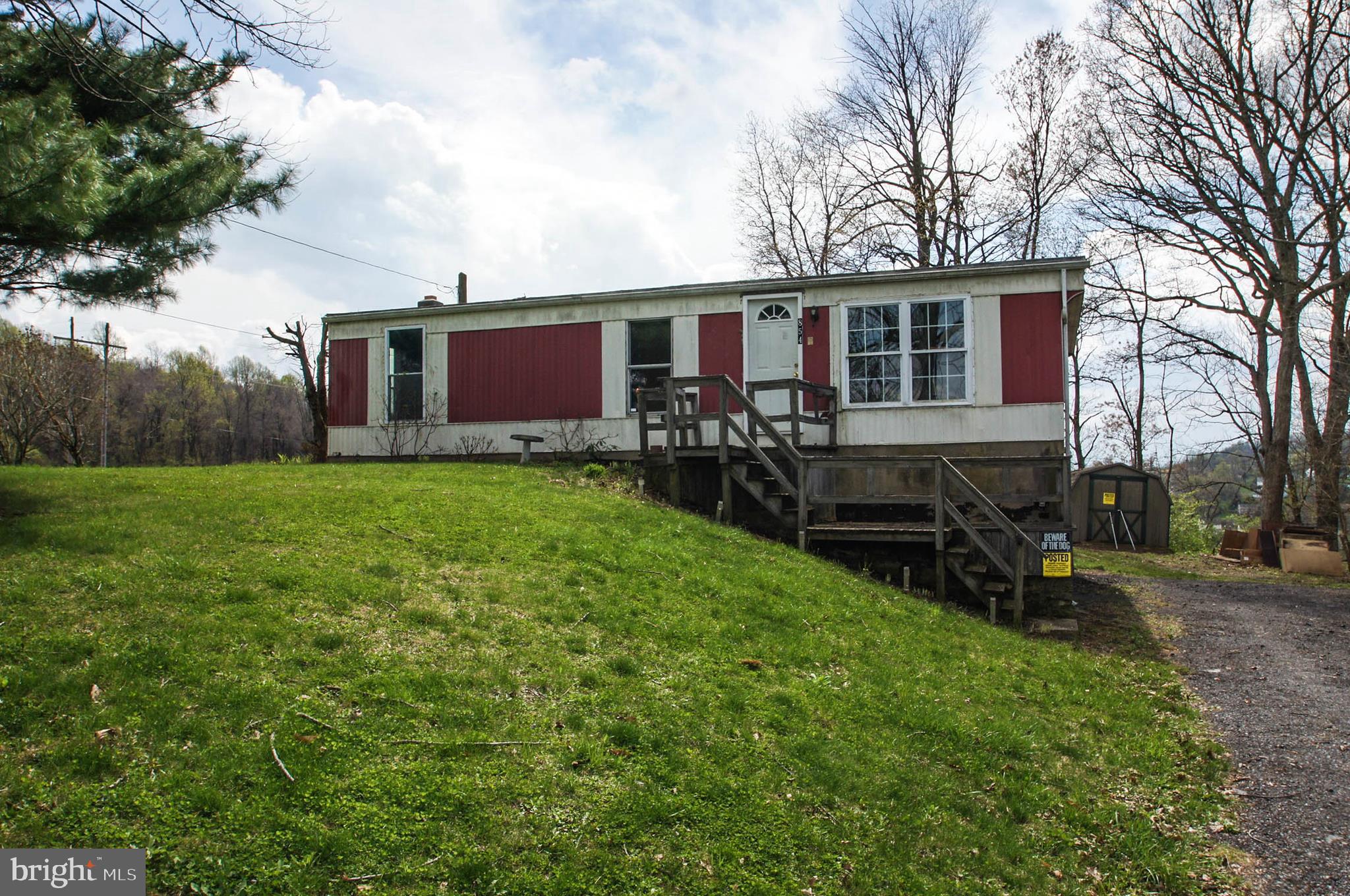 854 Point Road Wernersville, PA 19565 - Photo 1 of 27 Gallery Image 1