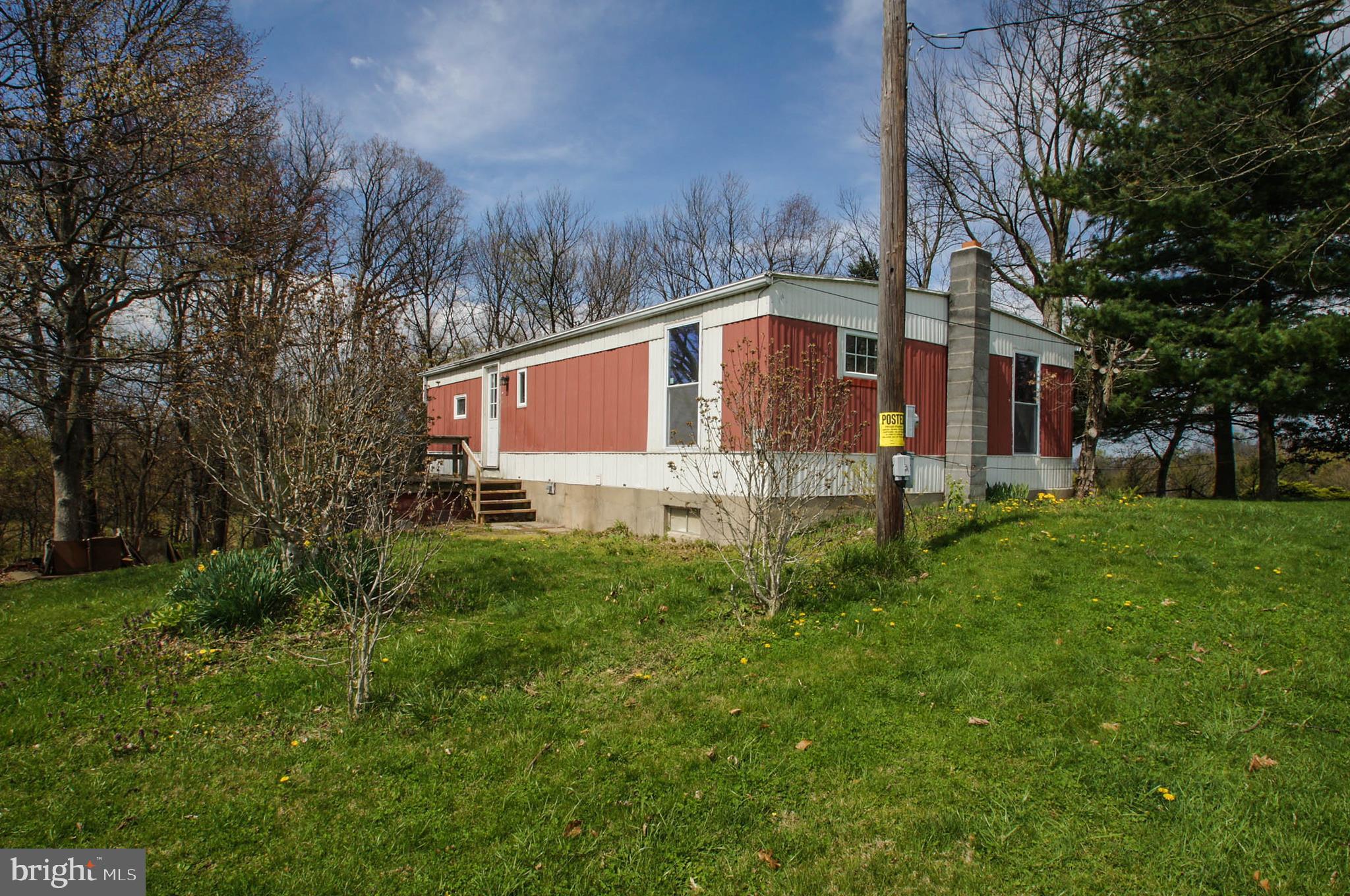 854 Point Road Wernersville, PA 19565 - Photo 8 of 27 Gallery Image 8