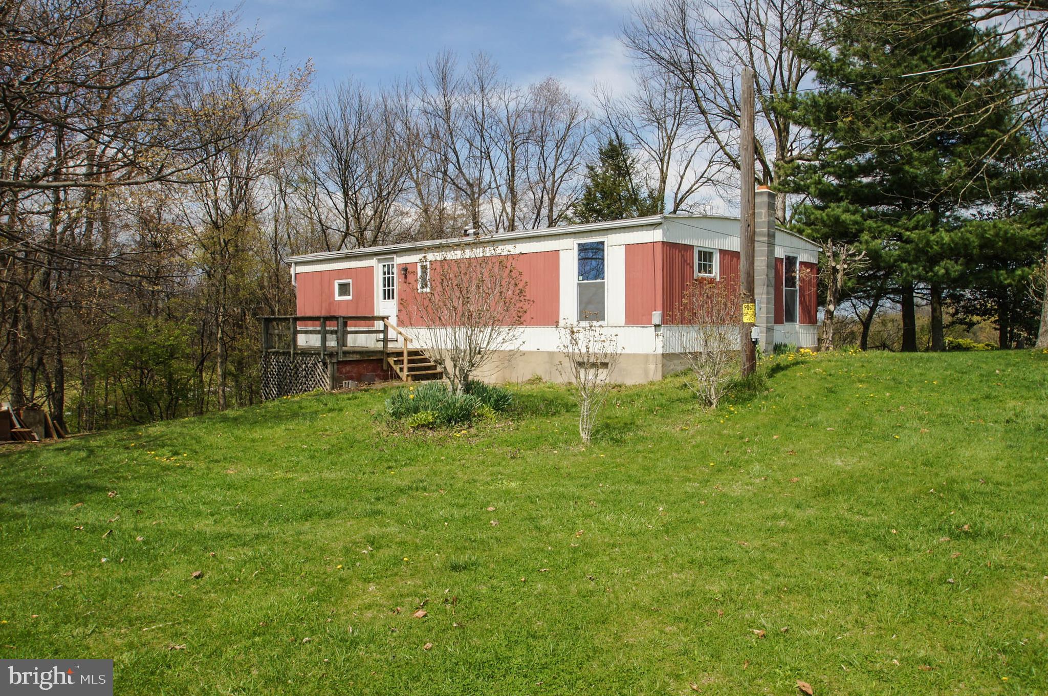 854 Point Road Wernersville, PA 19565 - Photo 10 of 27 Gallery Image 10