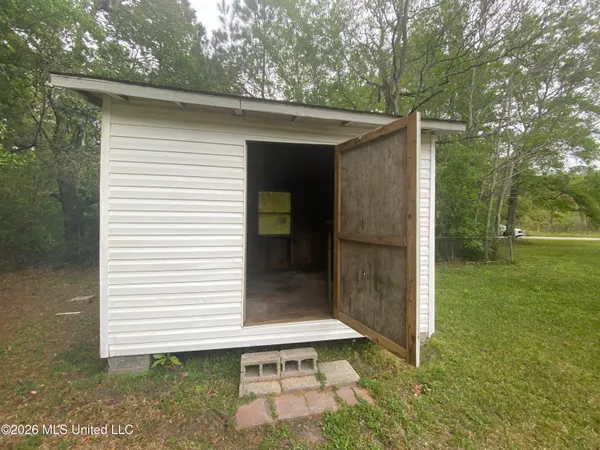 $125,000 | 6013 Elder Ferry Road, Moss Point, MS 39563