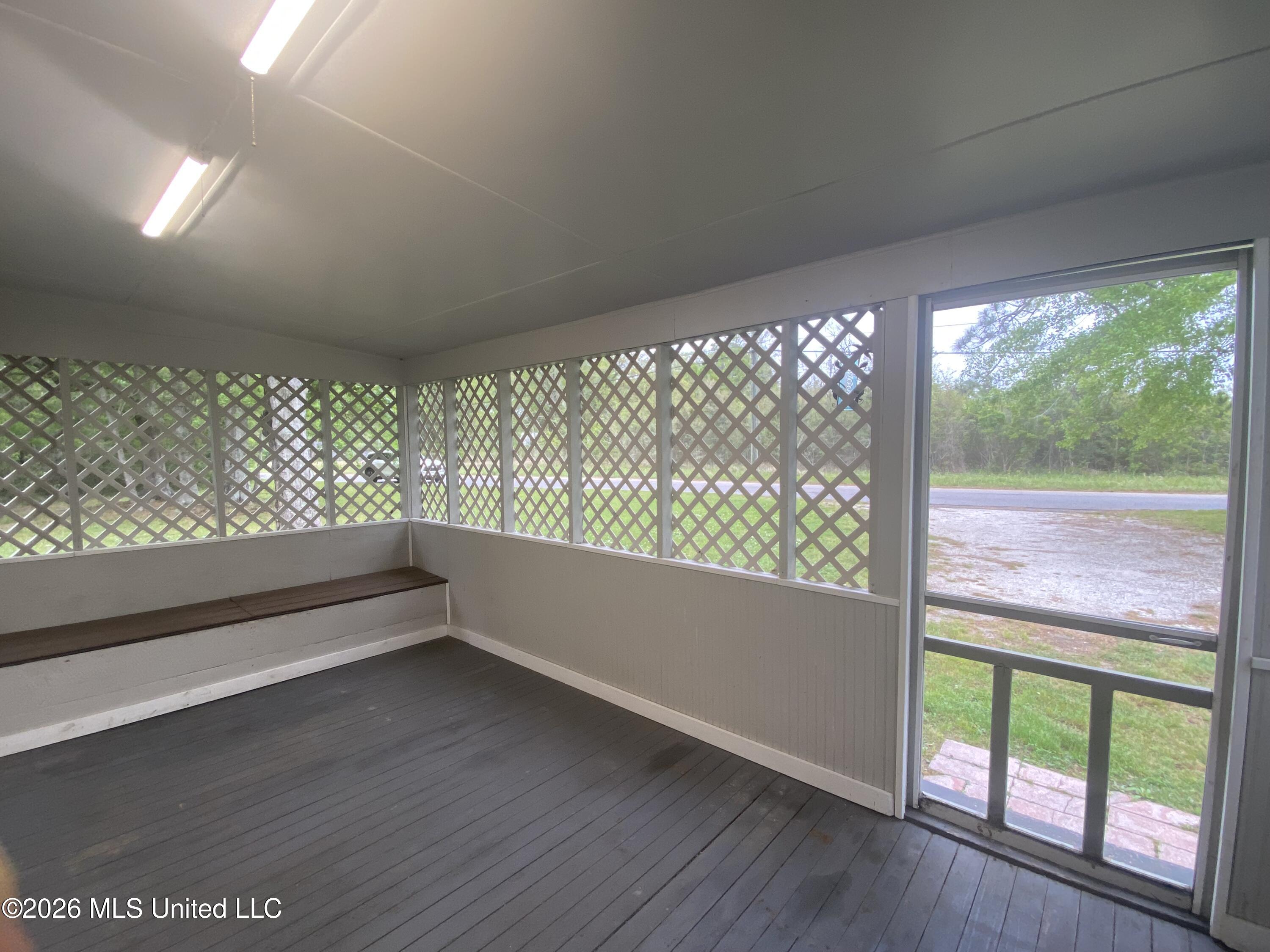 6013 Elder Ferry Road Moss Point, MS 39563 - Photo 16 of 32 IMG_3312