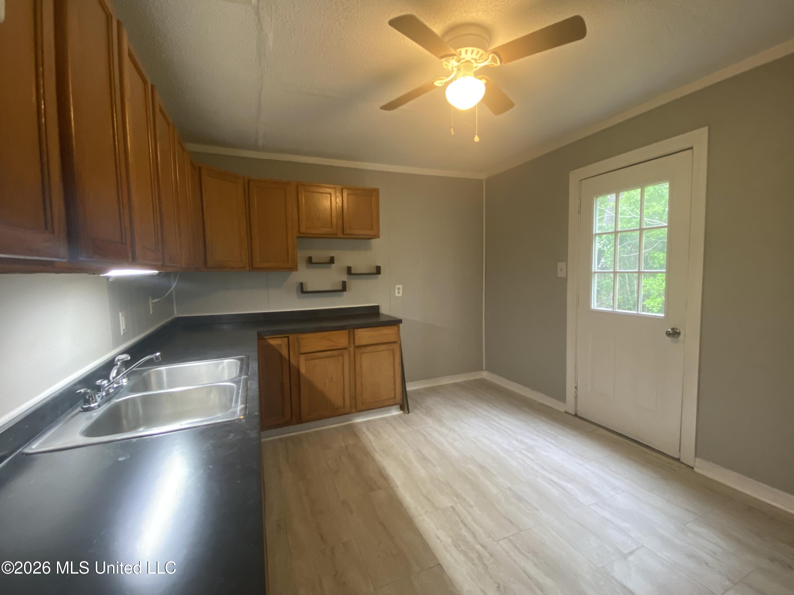 6013 Elder Ferry Road Moss Point, MS 39563 - Photo 20 of 32 IMG_3322