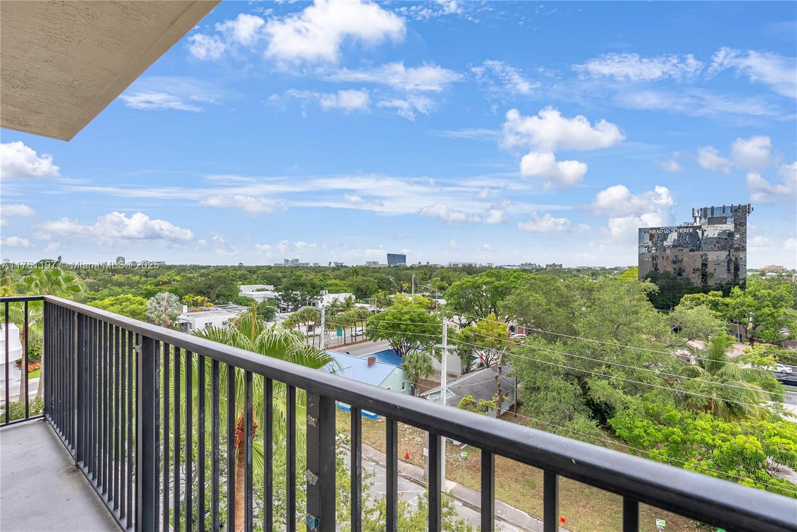 520 Southeast 5th Avenue, Unit 1507 Fort Lauderdale, FL 33301 - Photo 18 of 41 a view of a city from a balcony