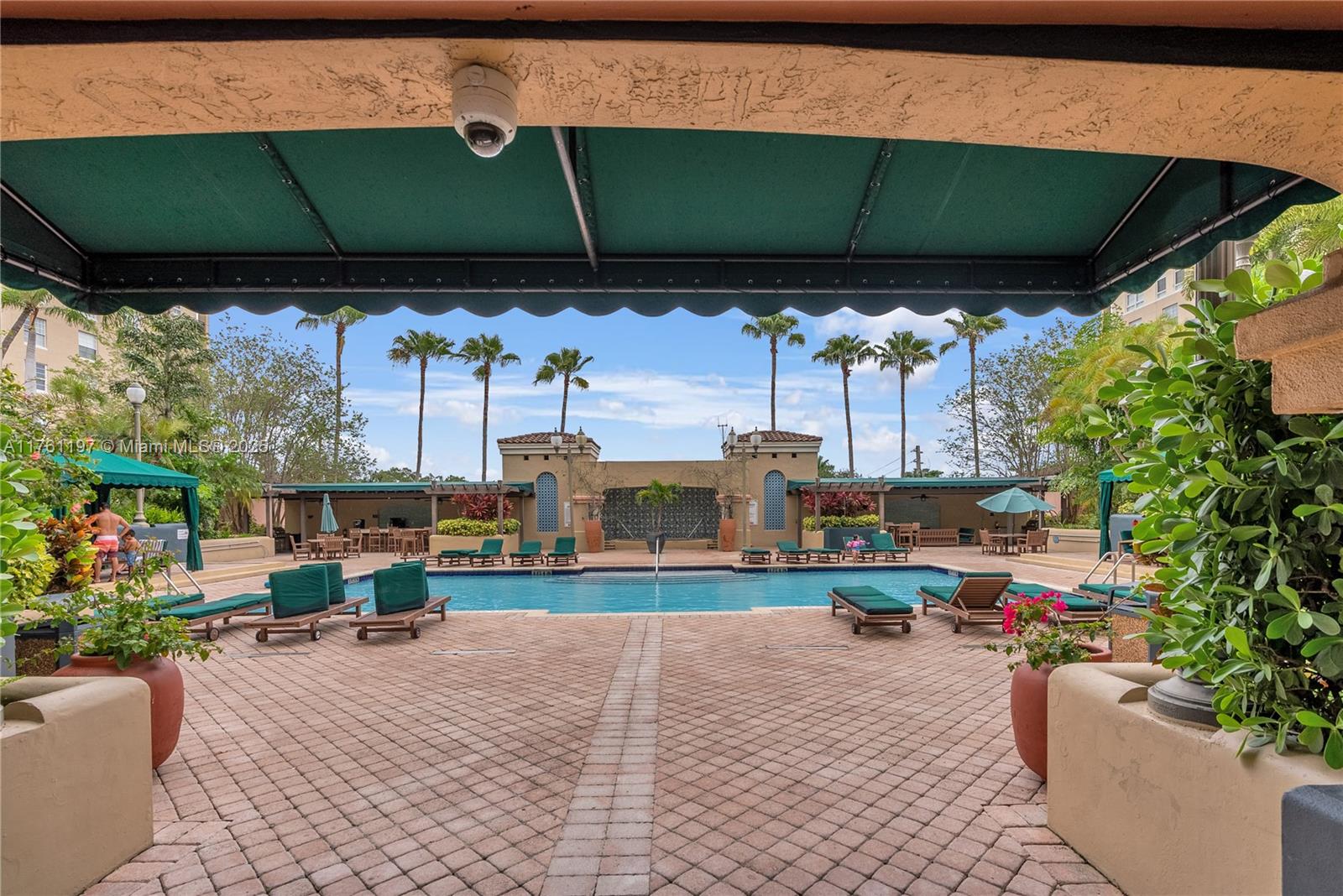 520 Southeast 5th Avenue, Unit 1507 Fort Lauderdale, FL 33301 - Photo 25 of 41 a view of a street with sitting area