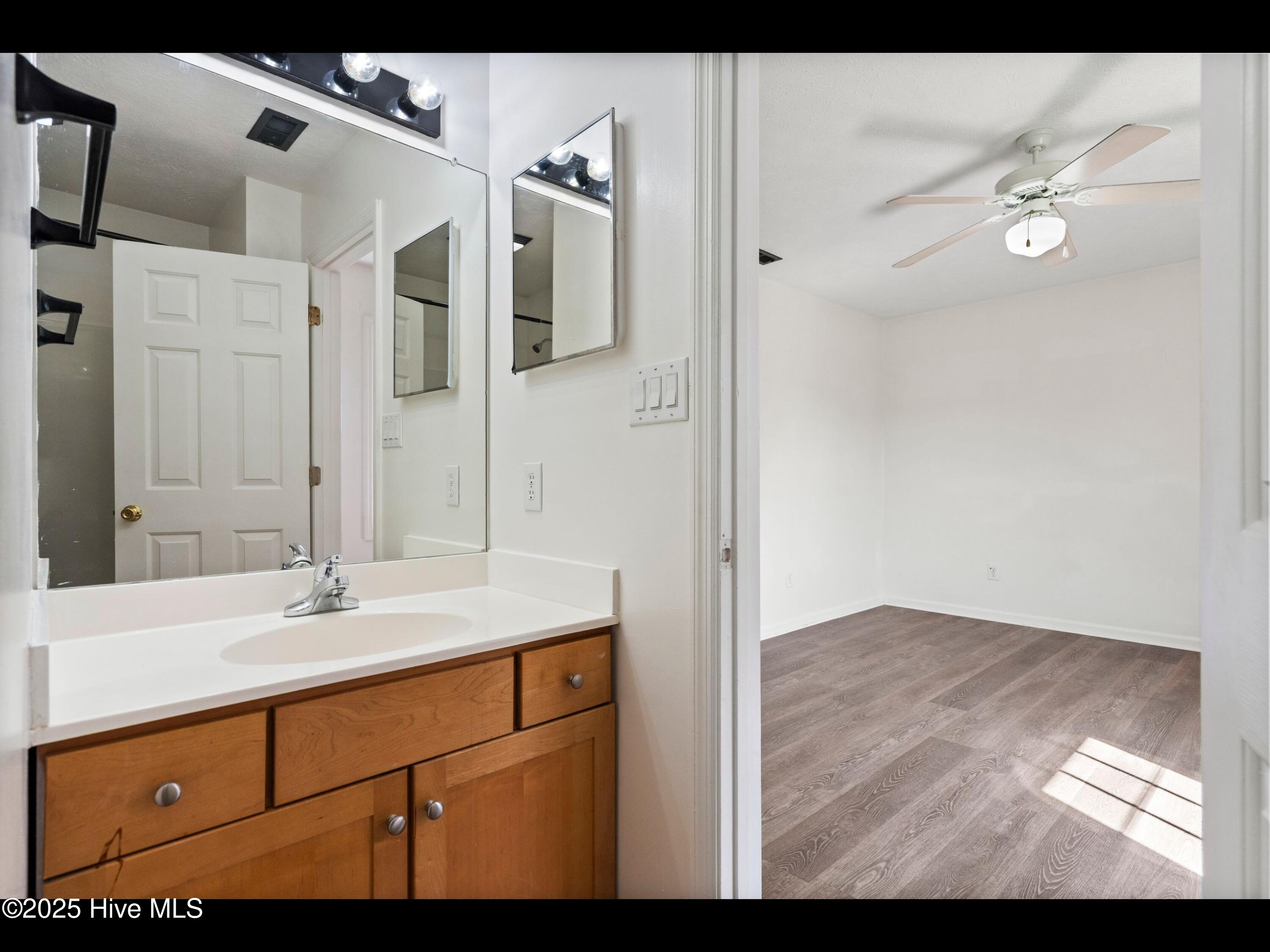 328 Foxhall Road Newport, NC 28570 - Photo 13 of 22 Primary Ensuite