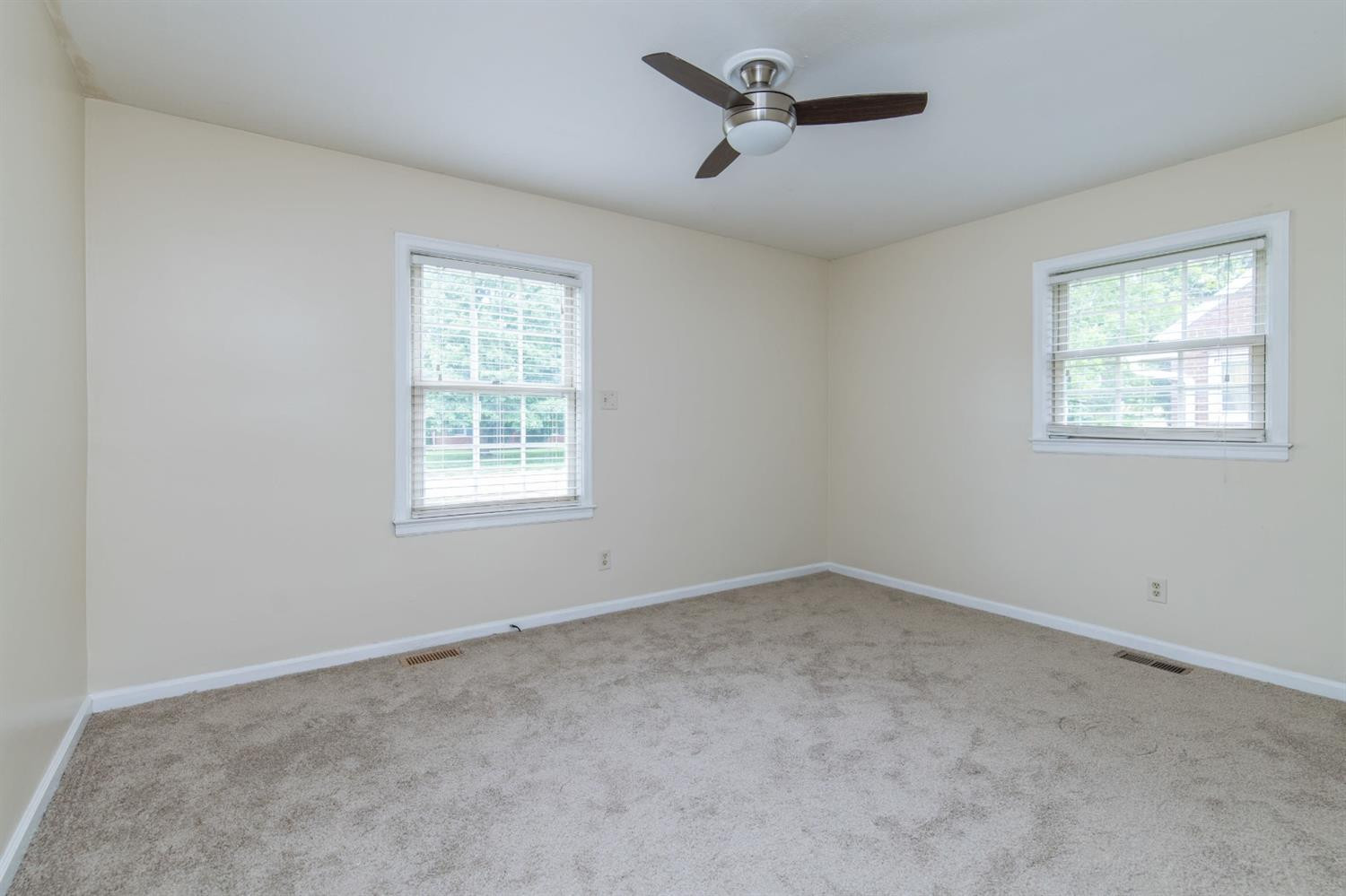 1808 Yorktown Road Lexington, KY 40504 - Photo 14 of 27 Photo 14