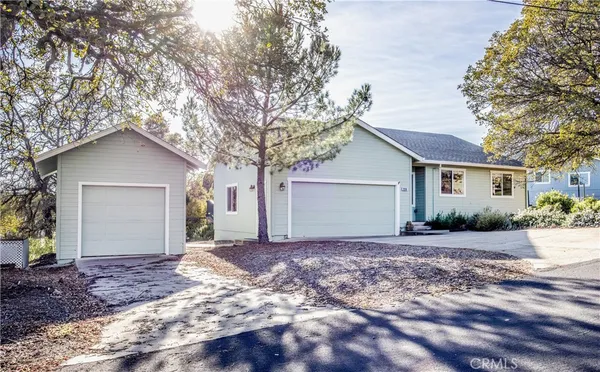 $2,200 | 15518 Little Peak Road, Hidden Valley Lake, CA 95467