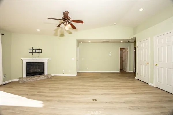 $2,200 | 15518 Little Peak Road, Hidden Valley Lake, CA 95467