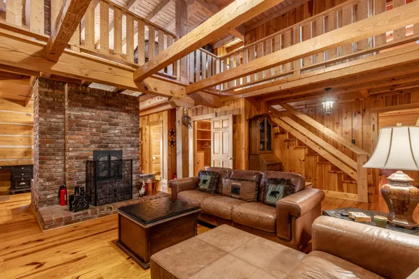 $800,000 | 319 Lookout Drive, Rising Fawn, GA 30738