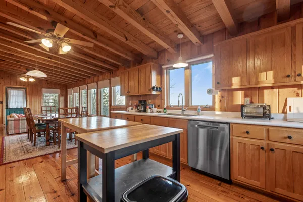 $800,000 | 319 Lookout Drive, Rising Fawn, GA 30738