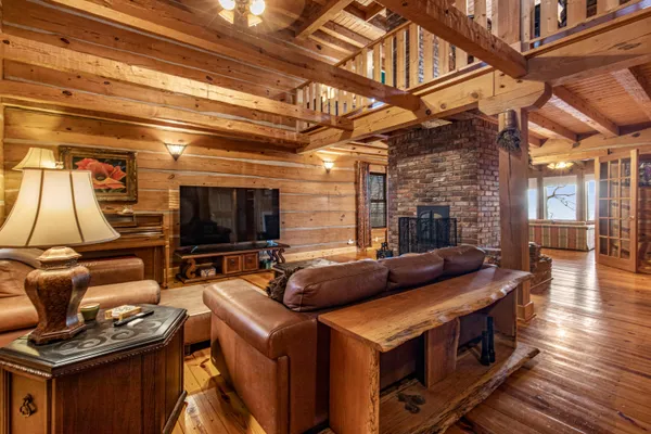 $800,000 | 319 Lookout Drive, Rising Fawn, GA 30738