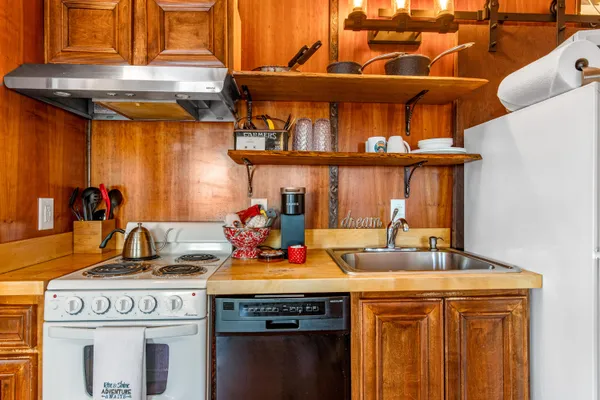 $800,000 | 319 Lookout Drive, Rising Fawn, GA 30738