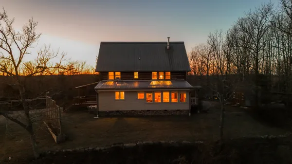 $800,000 | 319 Lookout Drive, Rising Fawn, GA 30738