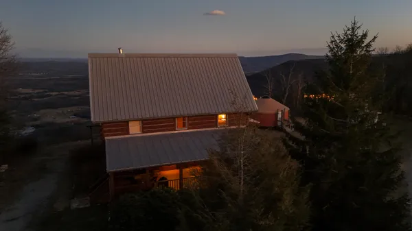 $800,000 | 319 Lookout Drive, Rising Fawn, GA 30738