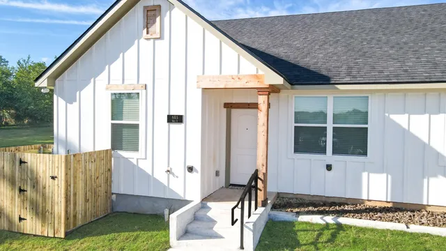 $485,000 | 603 North Echols Street, Caldwell, TX 77836