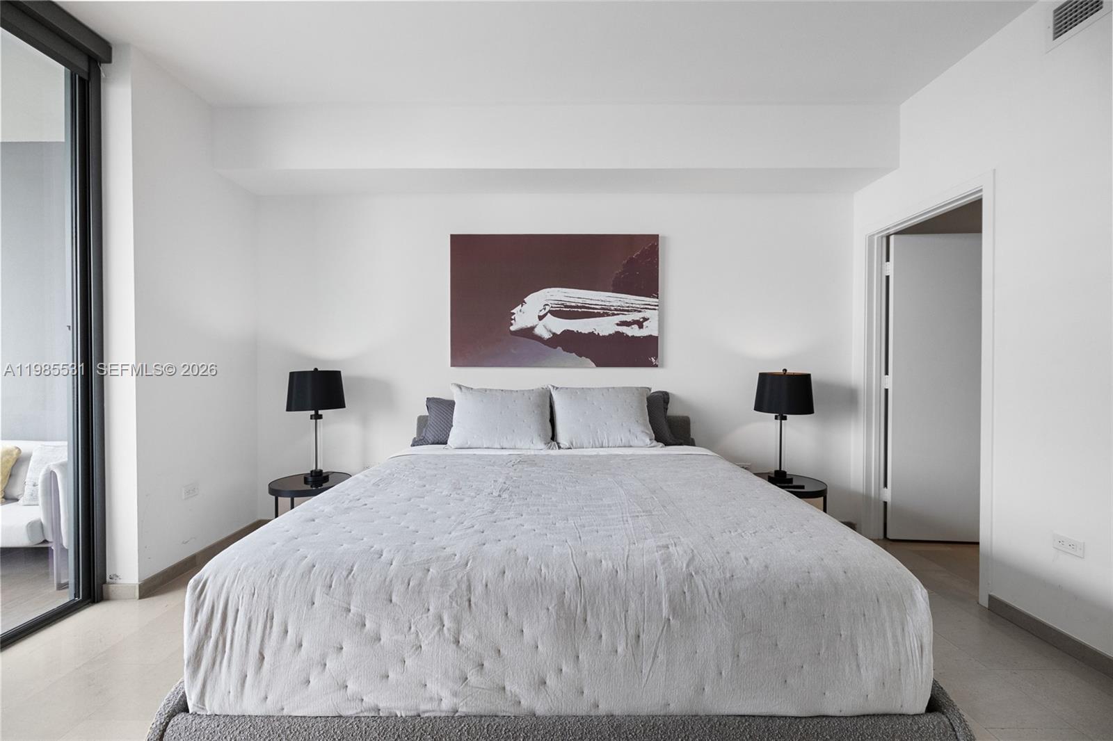 88 Southwest 7th Street, Unit 1010 Miami, FL 33130 - Photo 28 of 39