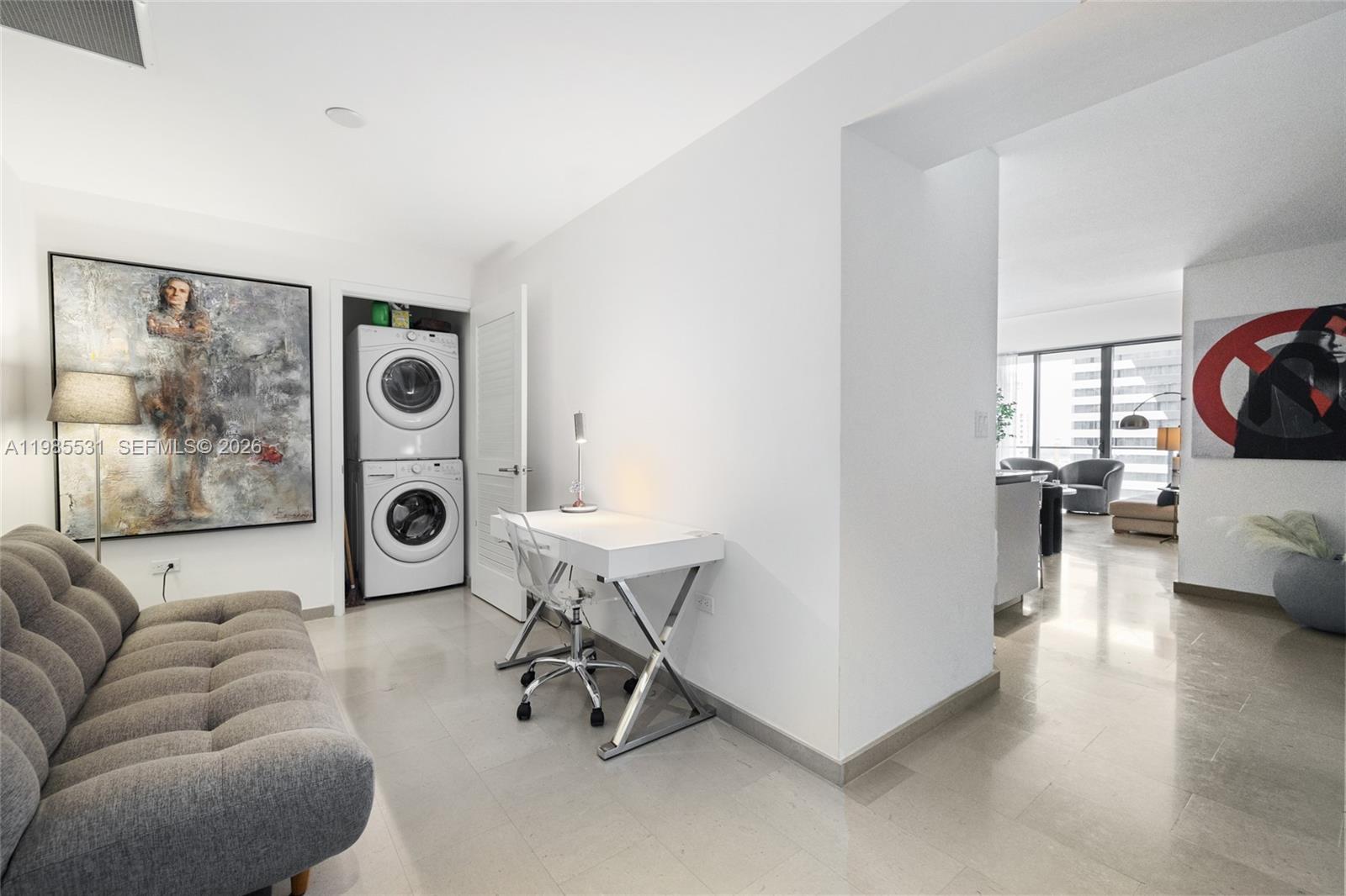 88 Southwest 7th Street, Unit 1010 Miami, FL 33130 - Photo 10 of 39