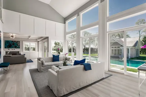 475 David Whites Lane, Southampton, NY 11968