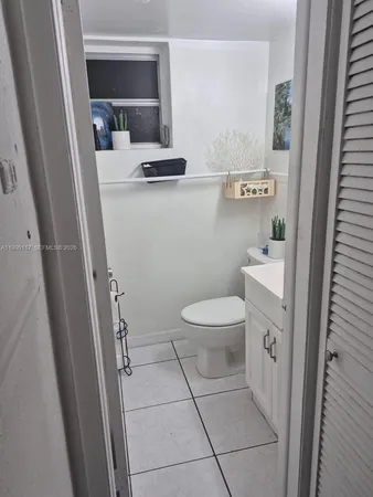 $2,275 | 11 Southwest 32nd Avenue, Unit 4, Miami, FL 33135