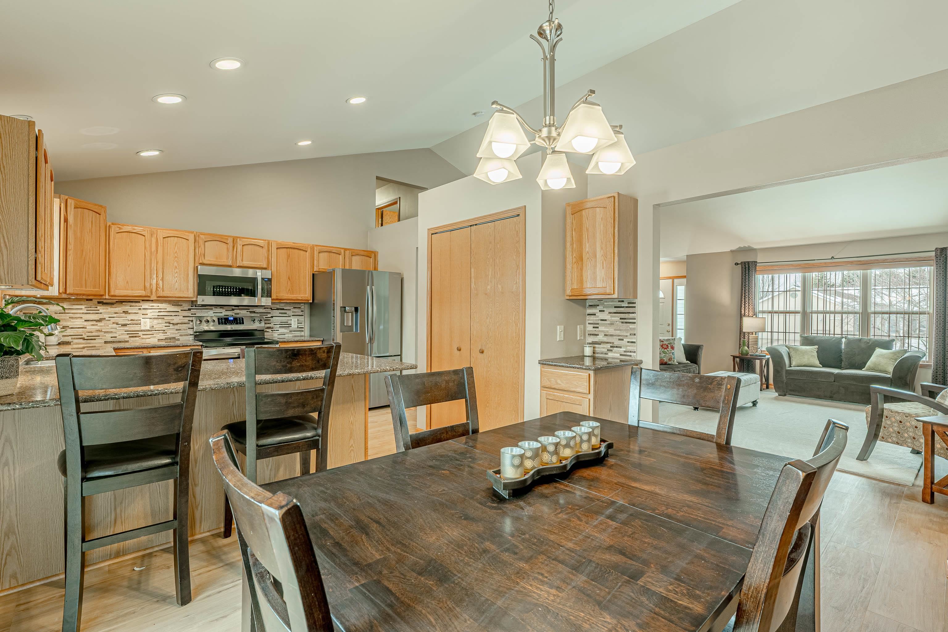 3281 Edmonton Drive Sun Prairie, WI 53590 - Photo 12 of 69