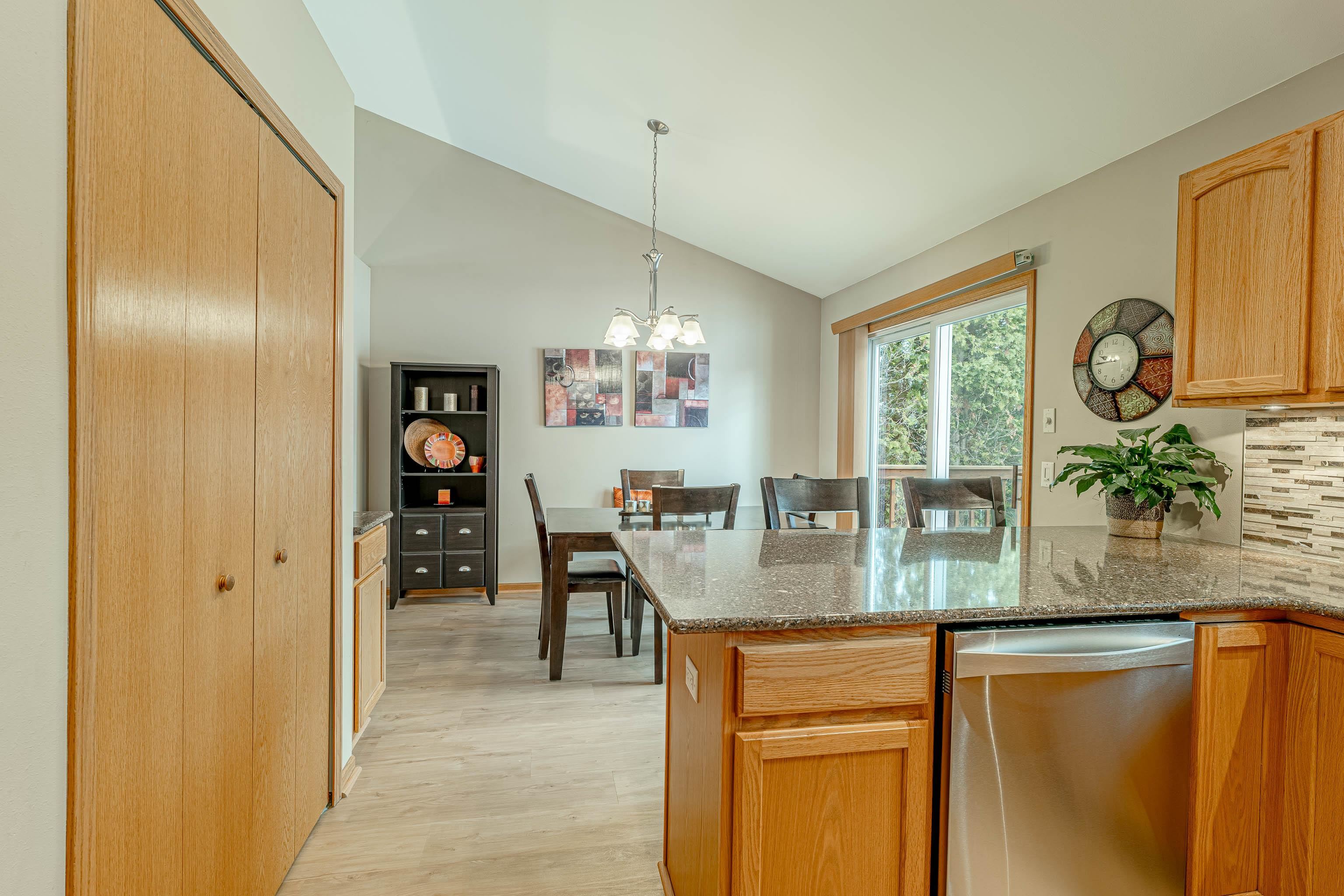 3281 Edmonton Drive Sun Prairie, WI 53590 - Photo 16 of 69