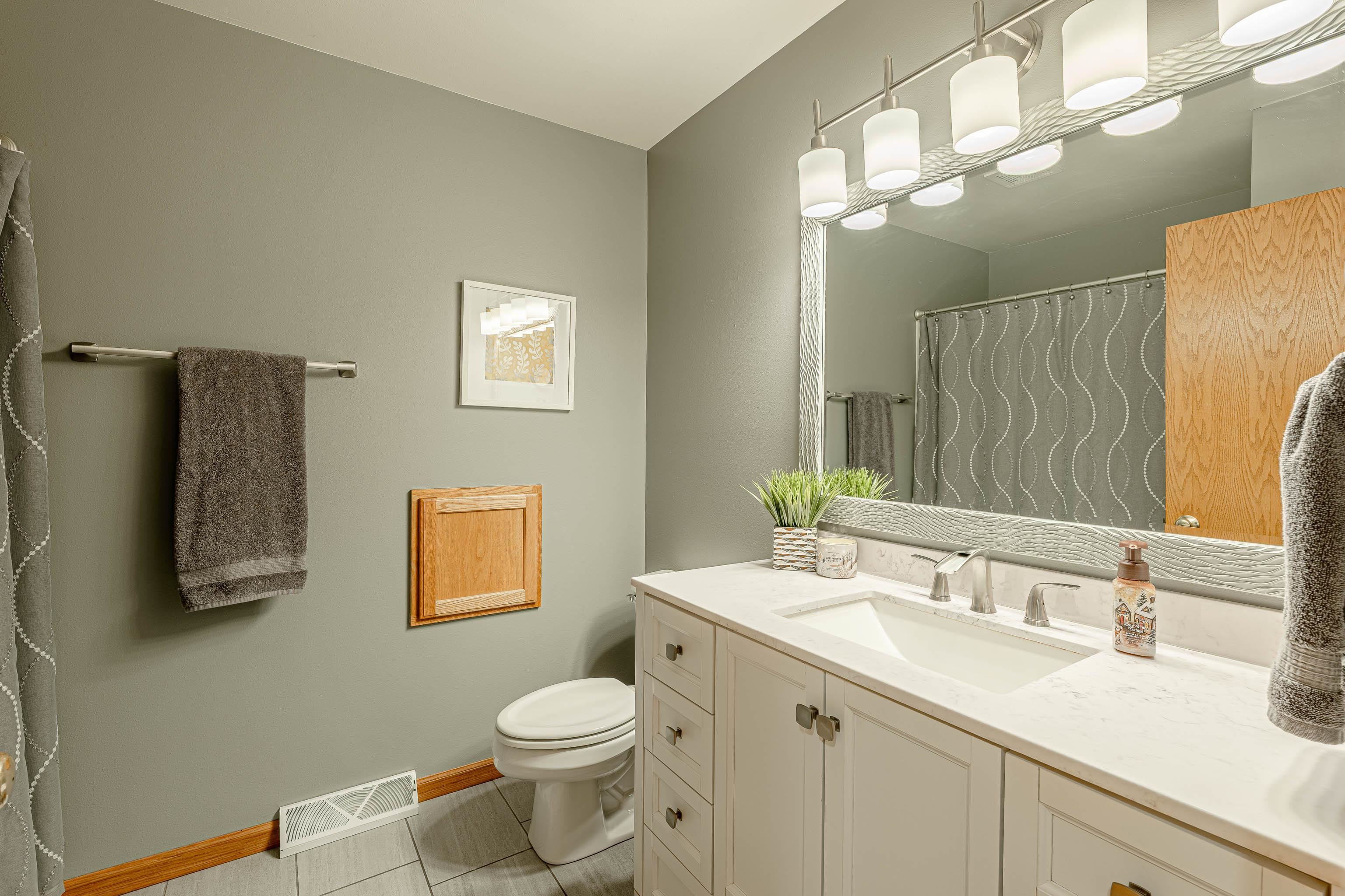 3281 Edmonton Drive Sun Prairie, WI 53590 - Photo 19 of 69