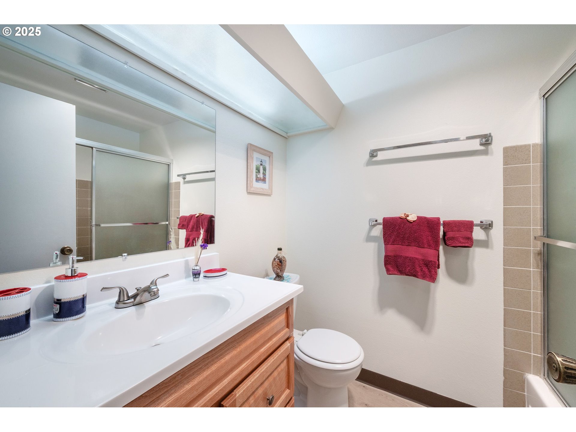 4059 Donald Street Eugene, OR 97405 - Photo 11 of 37