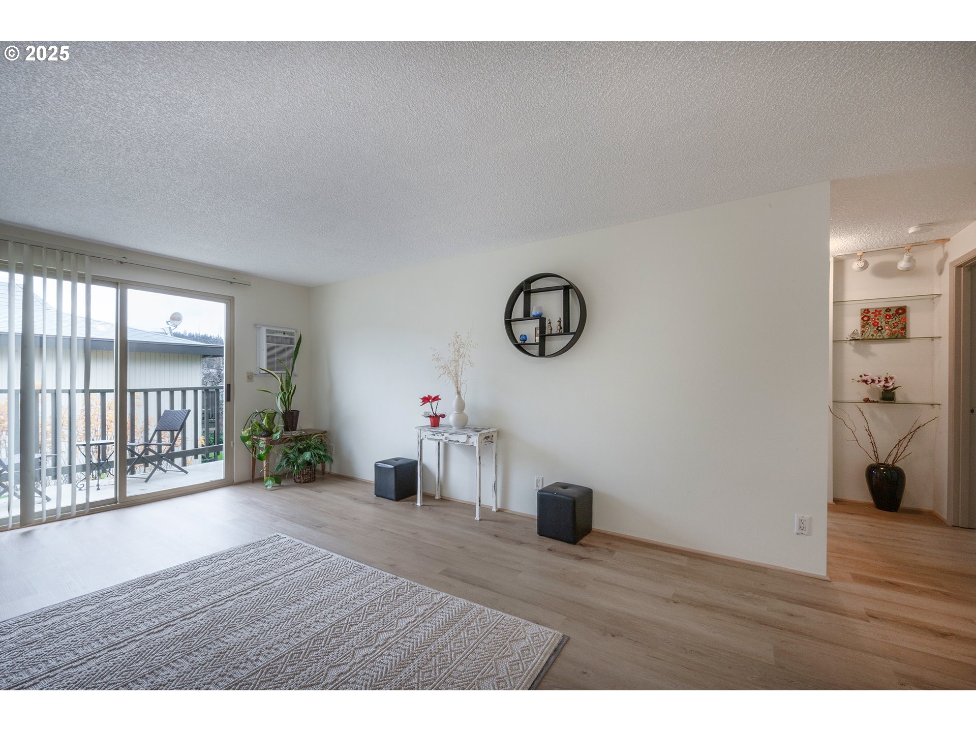 4059 Donald Street Eugene, OR 97405 - Photo 8 of 37