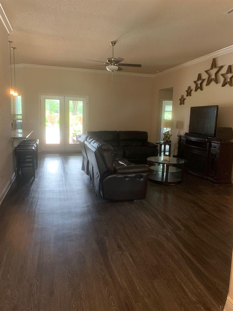 4061 Millwright Way Pace, FL 32571 - Photo 10 of 46 Crown molding