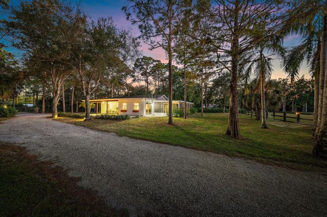 $1,400,000 | 14765 Calusa Trail, Palm Beach Gardens, FL 33418