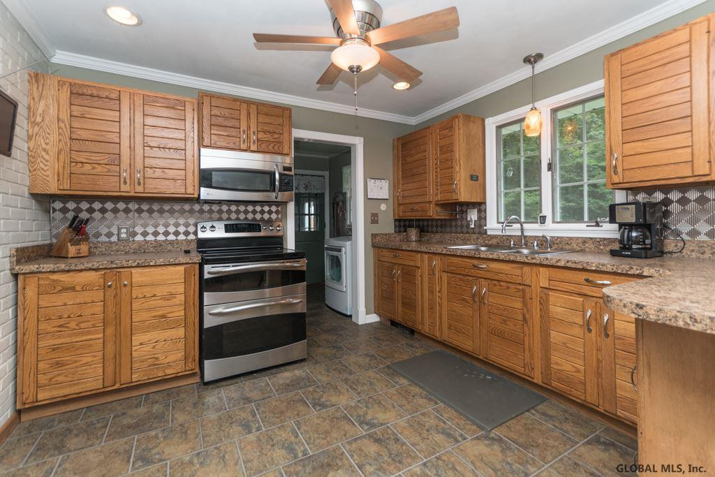 398 Palmer Road Schodack, NY 12061 - Photo 5 of 19 Photo 5