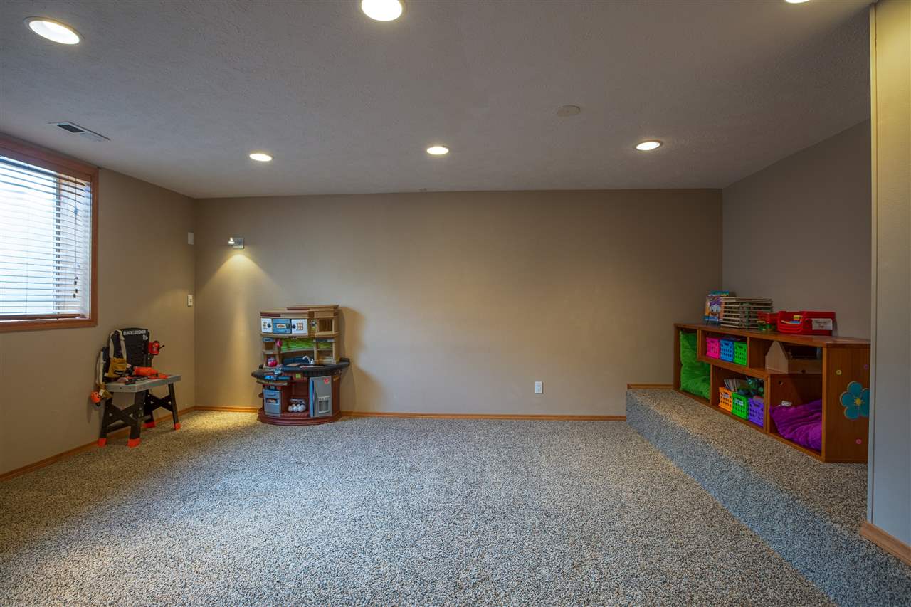 218 East Trevor Road Colbert, WA 99005 - Photo 16 of 20