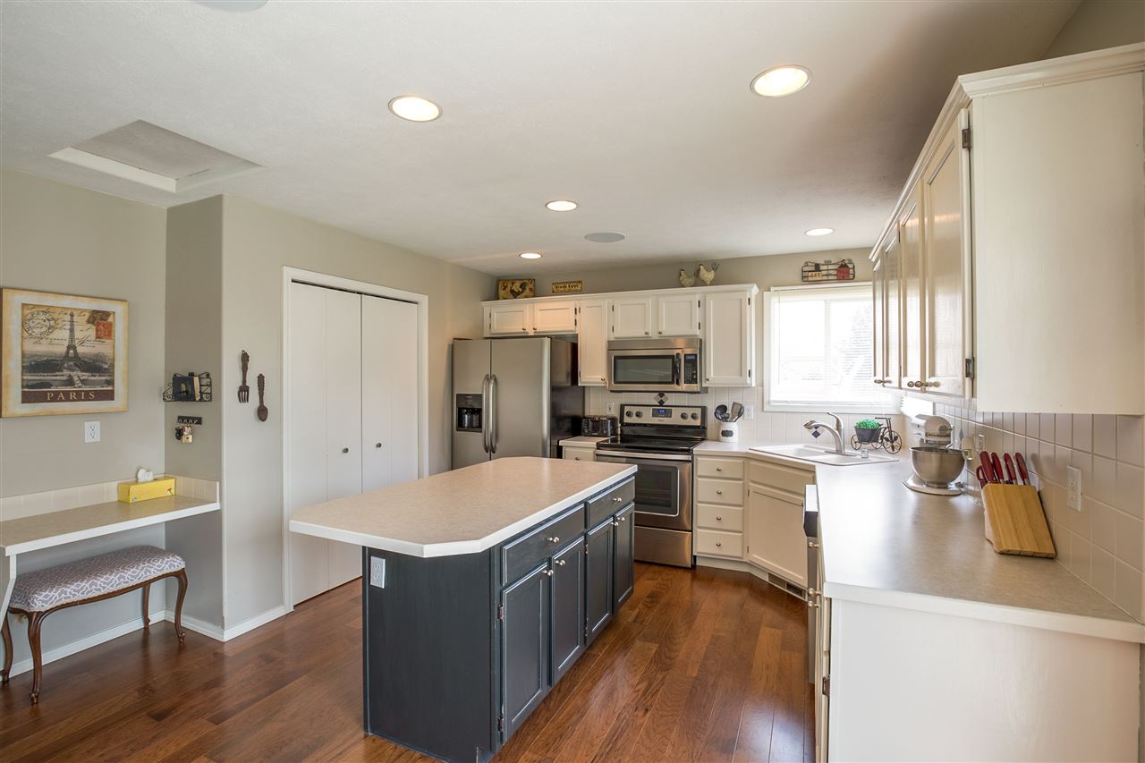 218 East Trevor Road Colbert, WA 99005 - Photo 7 of 20