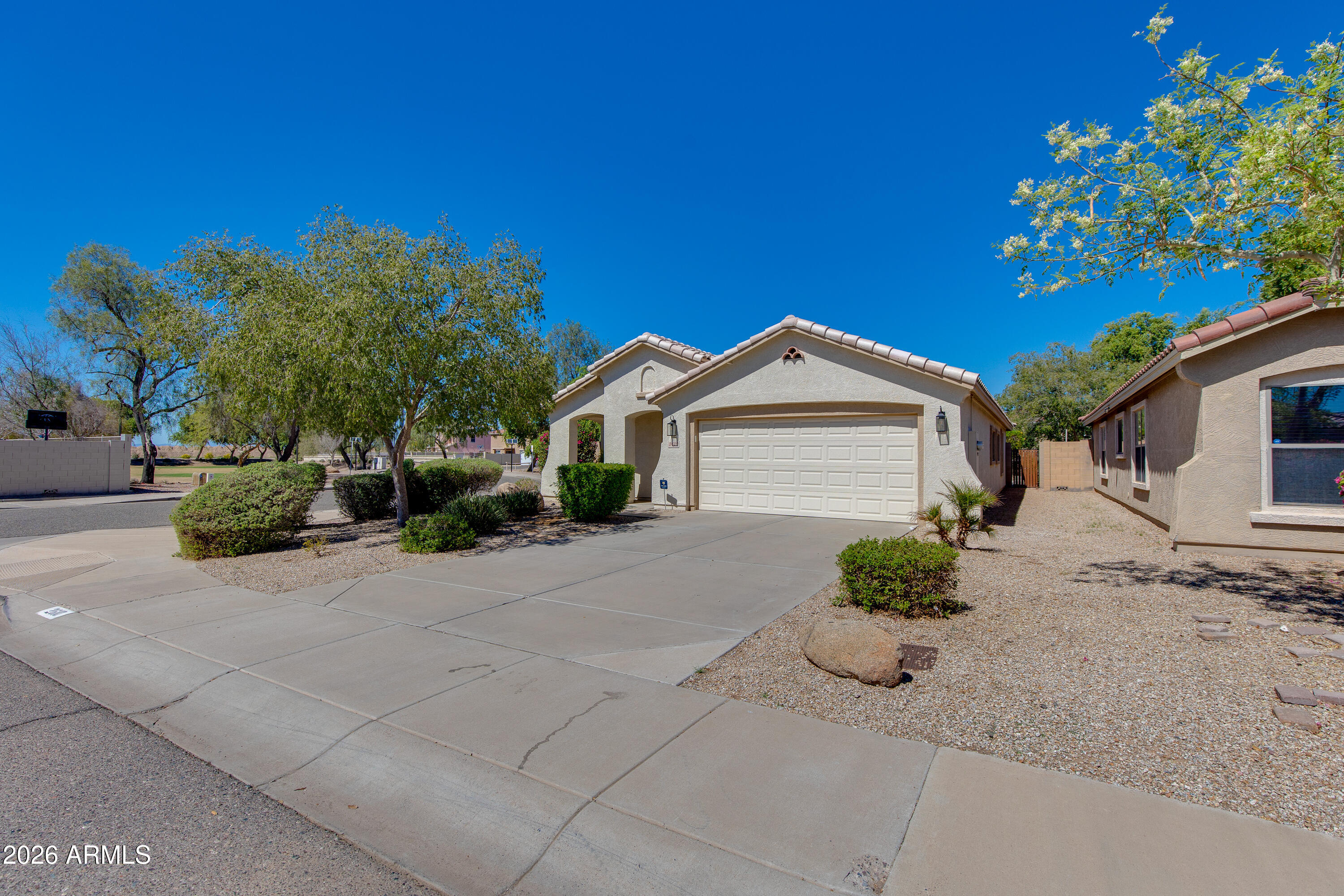 2610 West Romley Road Phoenix, AZ 85041 - Photo 1 of 29 03-Romley
