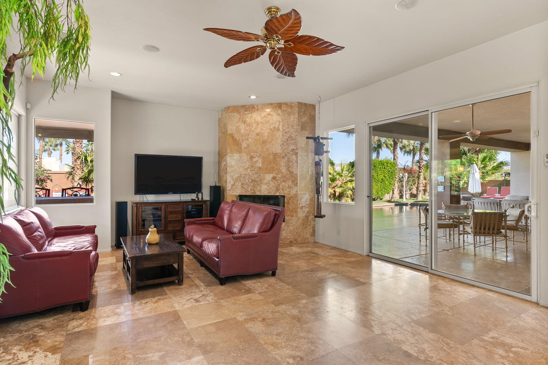 18 Calais Circle Rancho Mirage, CA 92270 - Photo 16 of 58 .