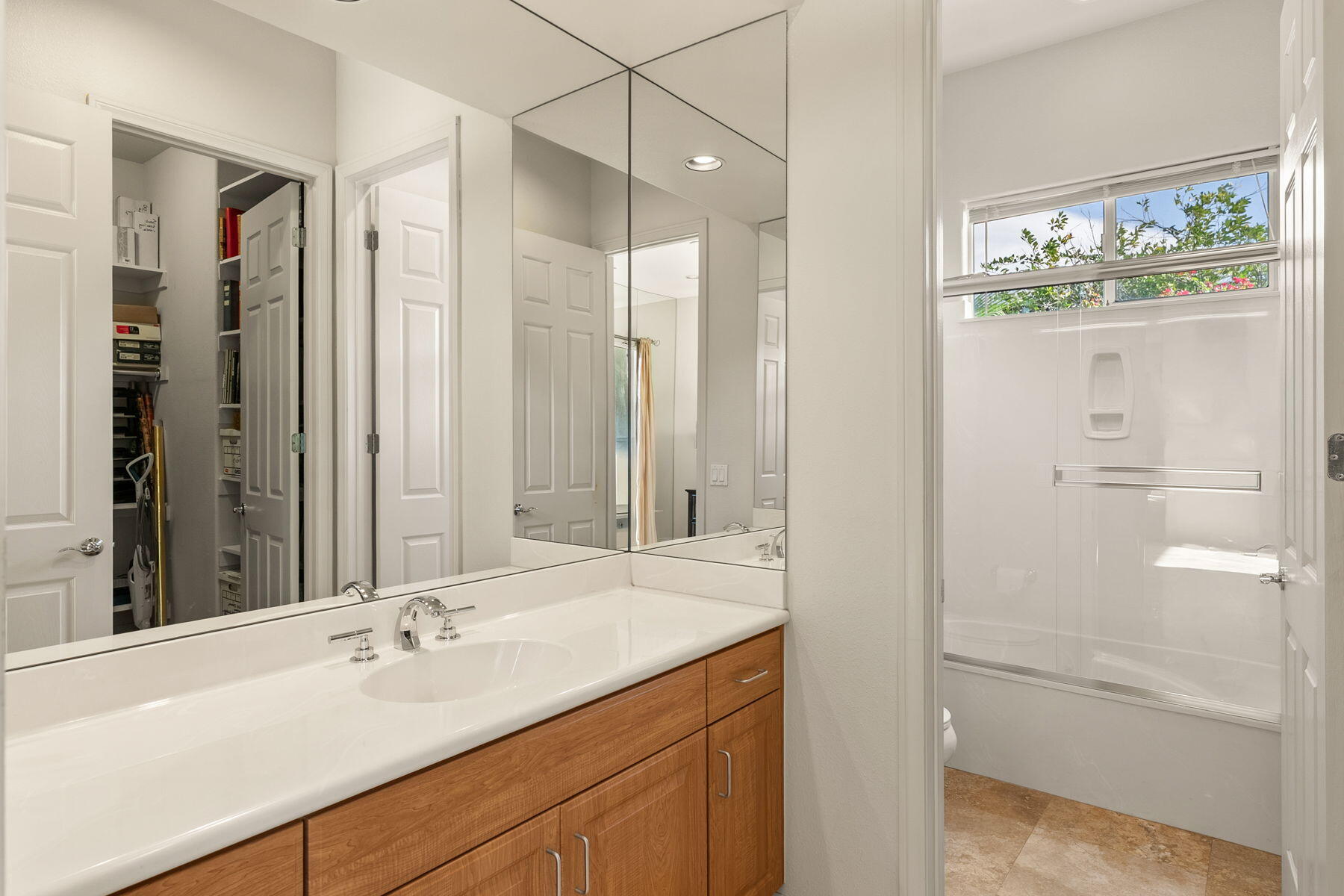 18 Calais Circle Rancho Mirage, CA 92270 - Photo 19 of 58 .