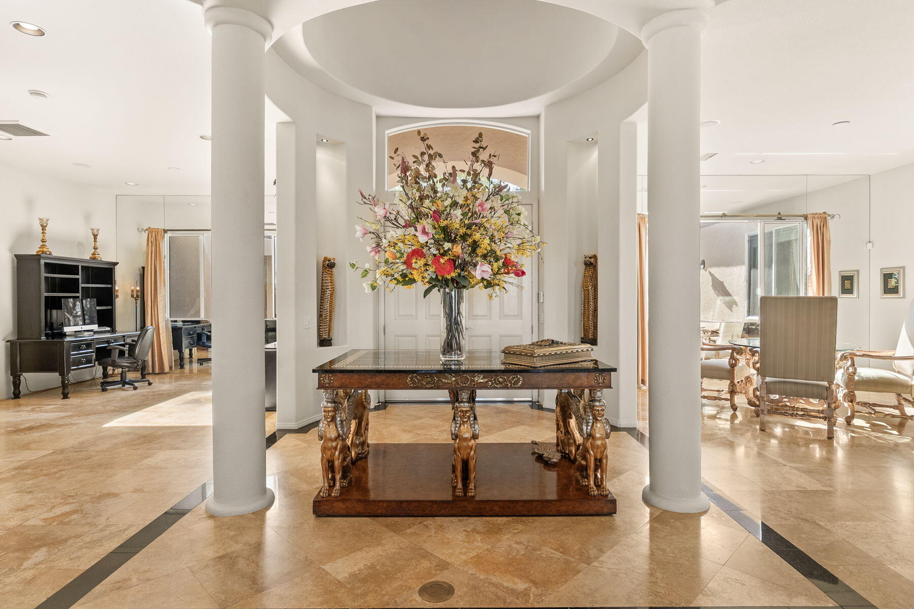 18 Calais Circle Rancho Mirage, CA 92270 - Photo 5 of 58 .