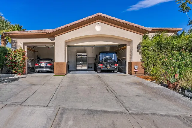 $1,649,000 | 18 Calais Circle, Rancho Mirage, CA 92270