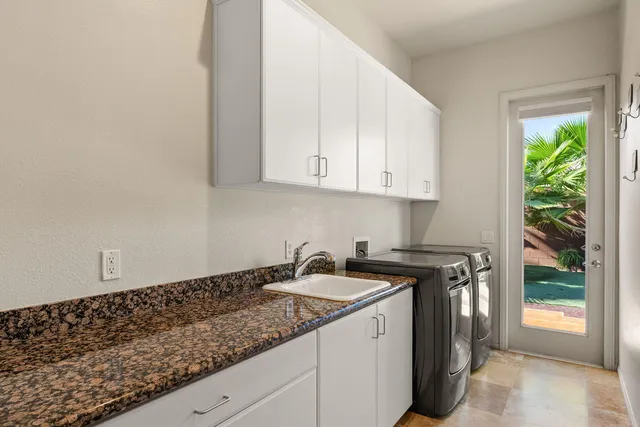 $1,649,000 | 18 Calais Circle, Rancho Mirage, CA 92270