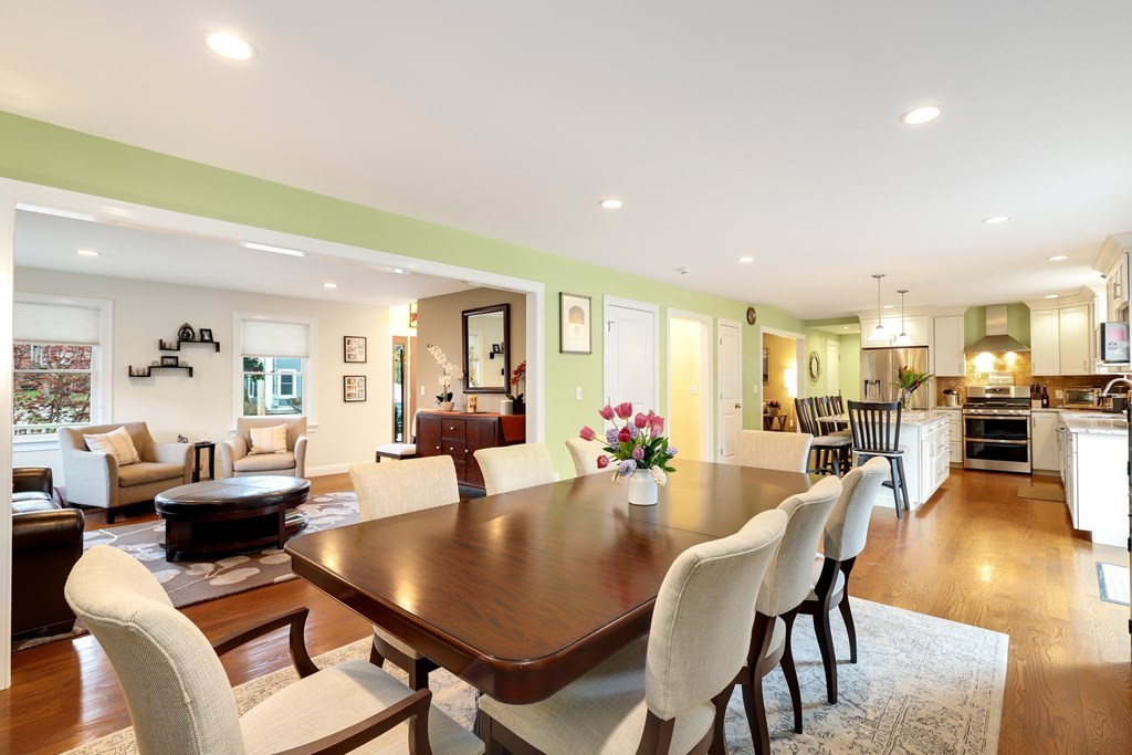 118 Evelyn Road Needham, MA 02494 - Photo 15 of 41